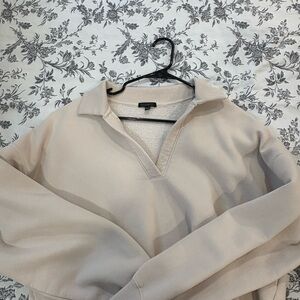 Dynamite Cream V-Neck Sweater